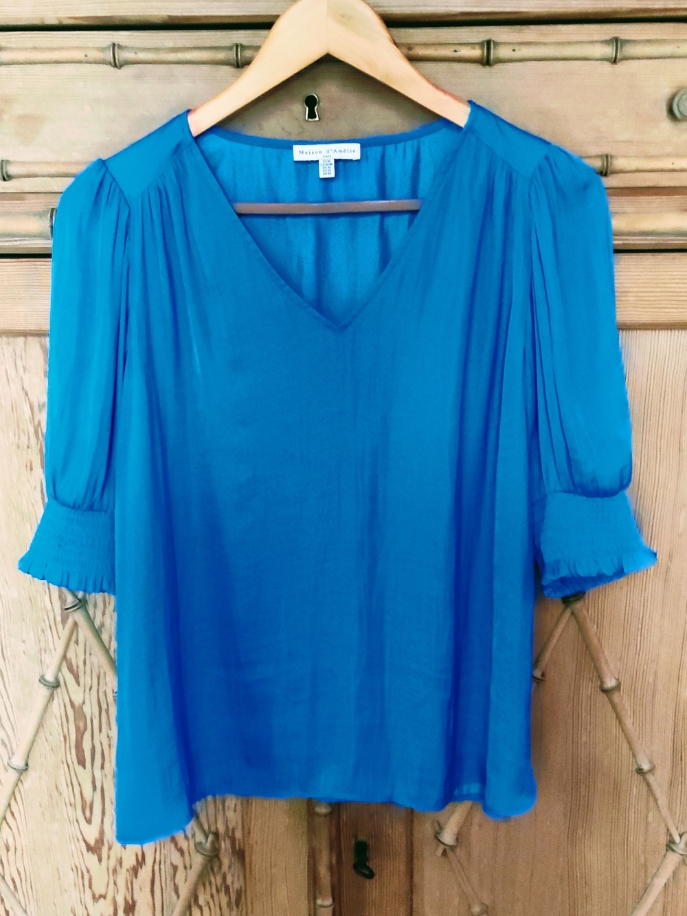 Maison d' Amelie Vibrant 2026 Trending Blue V-Neck